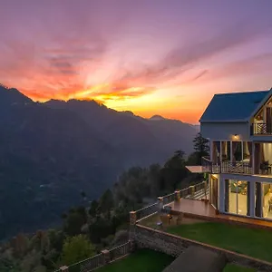 Stayvista At Orion With Jacuzzi, Mountain View , Shimla India