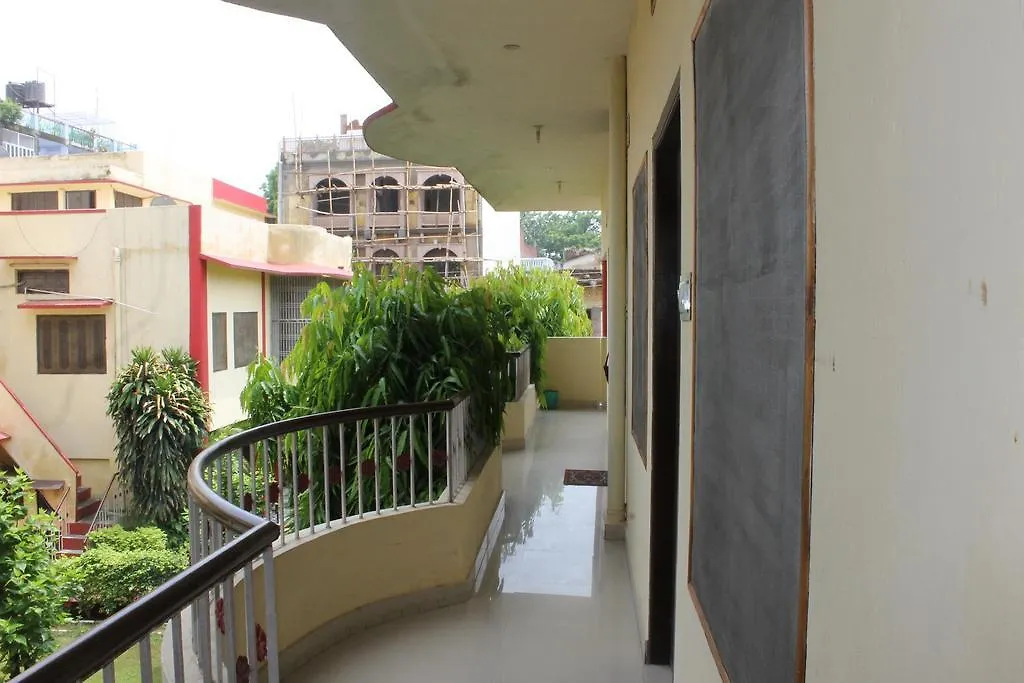 Singh Guest House Varanasi