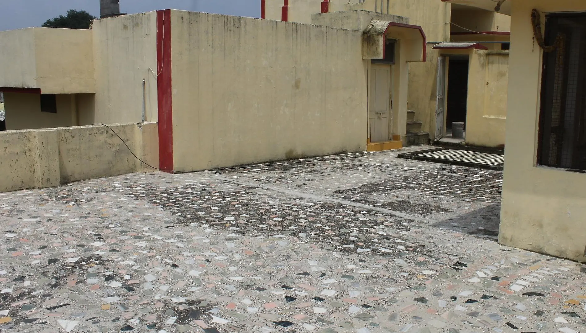 Singh Guest House Varanasi India