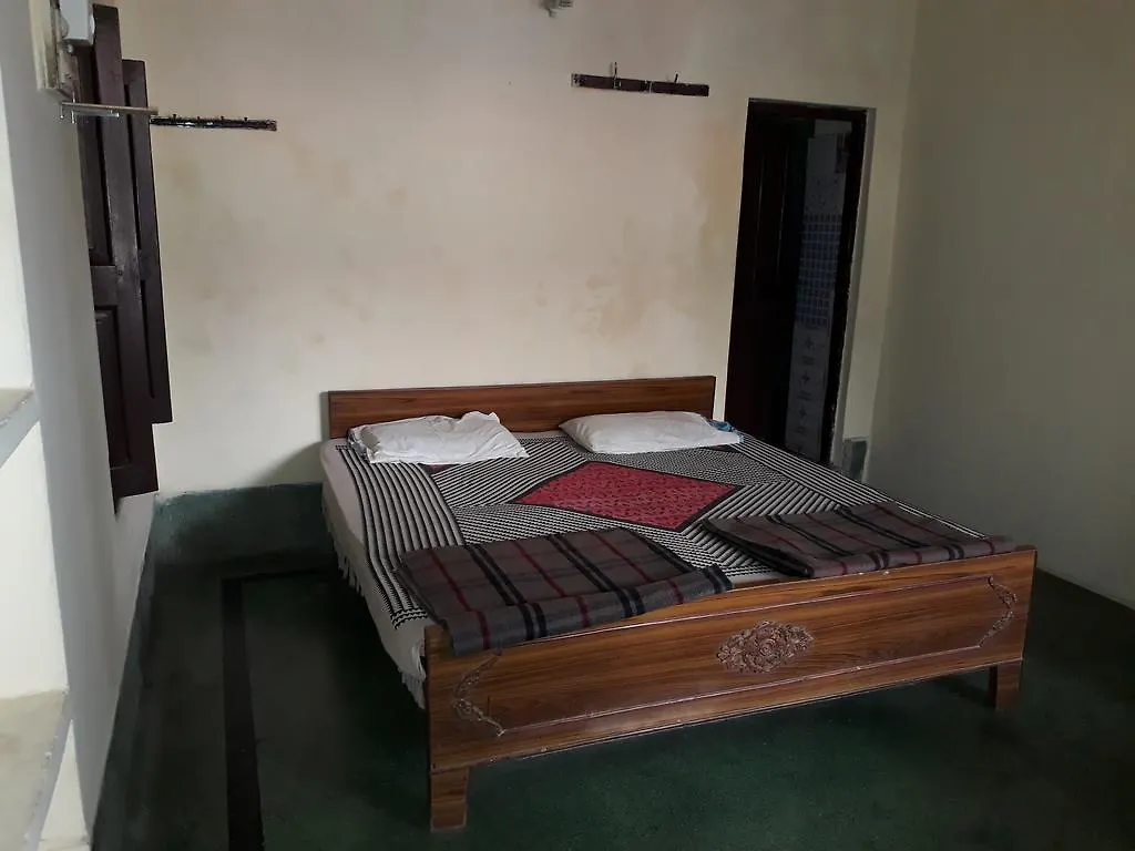 Singh Guest House Varanasi