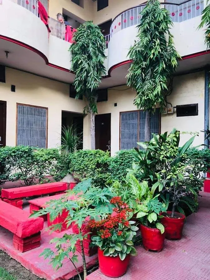 Singh Guest House Varanasi